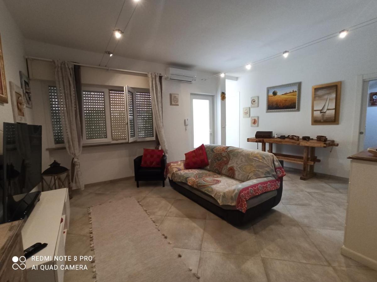 Il Don Minzoni 98 "Casa Vacanze" ليدو دي كامايوري المظهر الخارجي الصورة